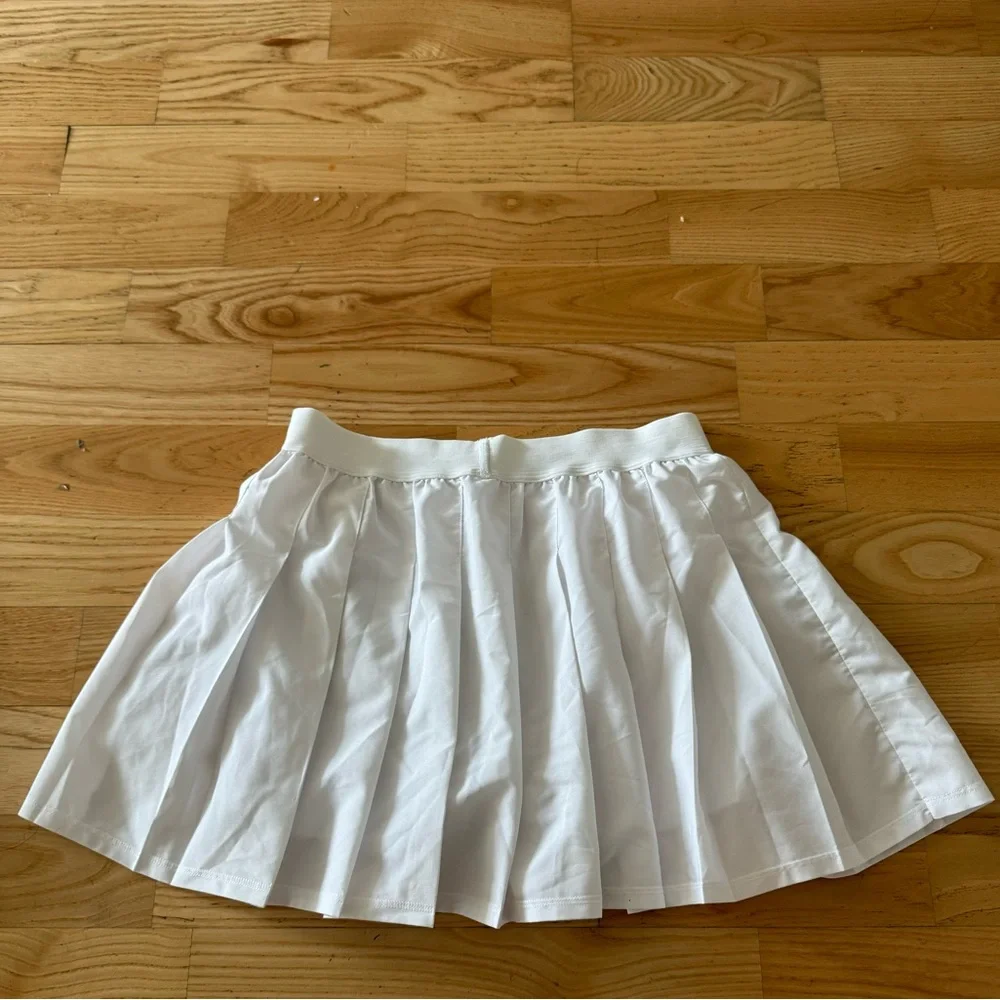 Alo yoga tennis skirt xs white